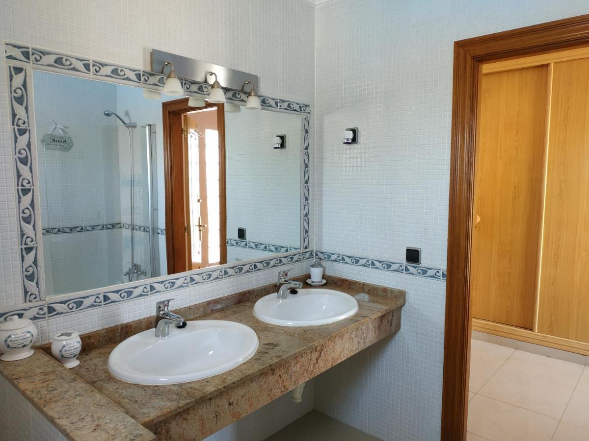 Villa Casa Del Sol 3 Bedroom Villa With Private Solar Covered 12M X 6M Pool Minimum Stay 7 Nights Chromecast And Wifi Throughout The Property Triquivijate Esterno foto