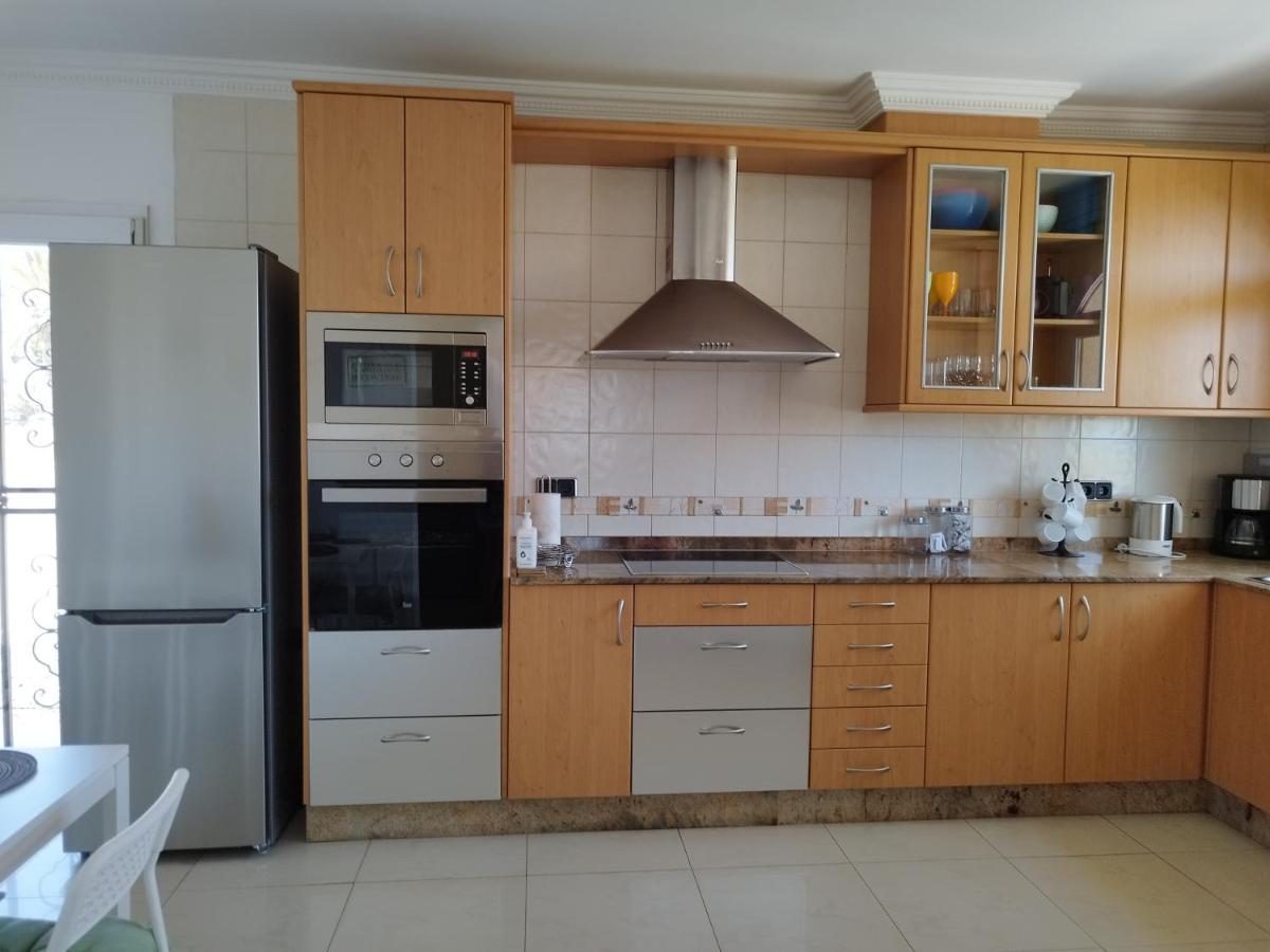 Villa Casa Del Sol 3 Bedroom Villa With Private Solar Covered 12M X 6M Pool Minimum Stay 7 Nights Chromecast And Wifi Throughout The Property Triquivijate Esterno foto