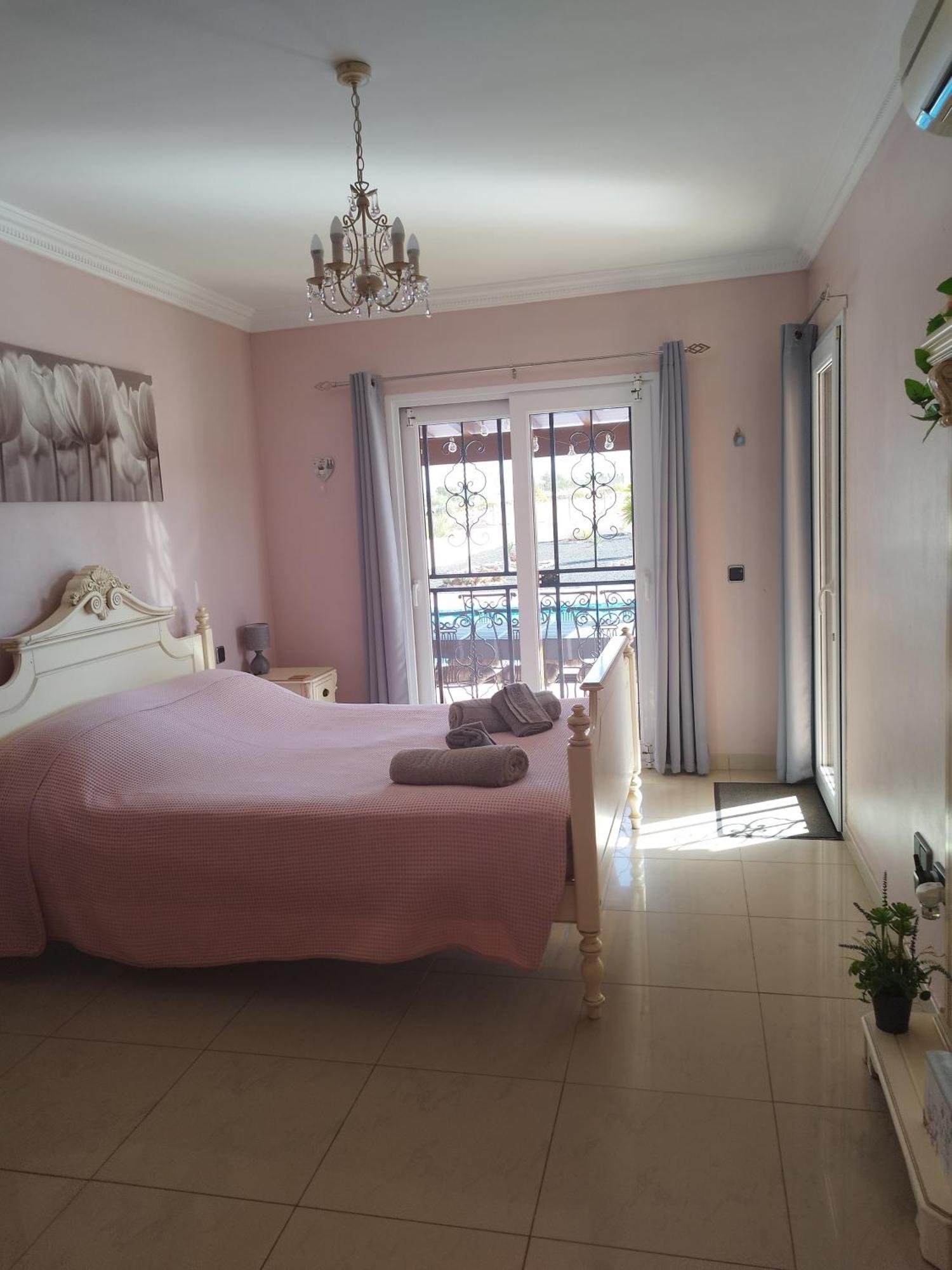 Villa Casa Del Sol 3 Bedroom Villa With Private Solar Covered 12M X 6M Pool Minimum Stay 7 Nights Chromecast And Wifi Throughout The Property Triquivijate Esterno foto